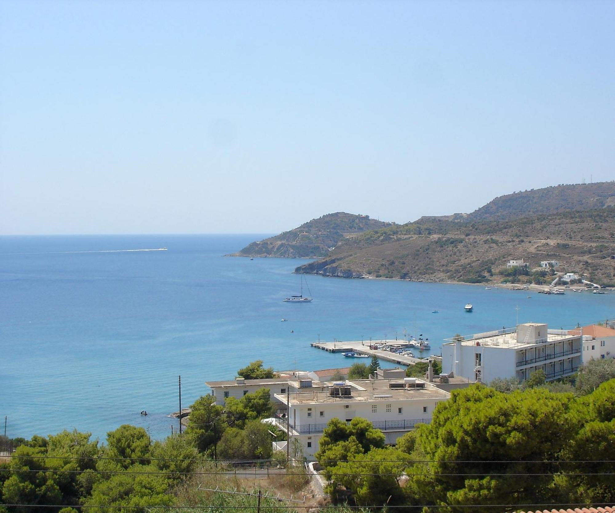 Hotel Afea Agia Marina  Extérieur photo